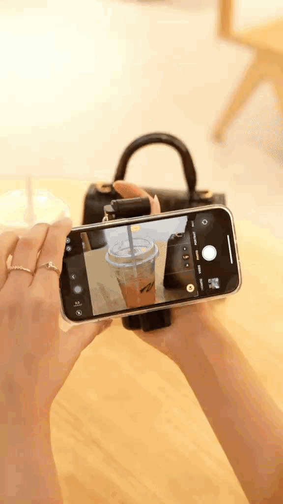 4-in-1 Magnetic Selfie Stick